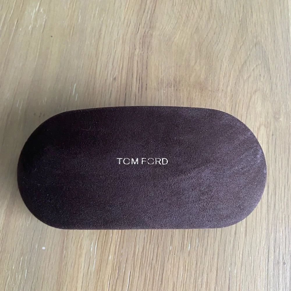 Authentic Tom Ford Men's Dark Frame Sunglasses - 100% UV Protection - Picture 5 of 5